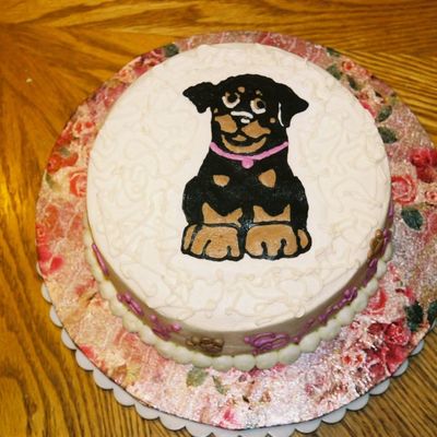 Rottie Cake