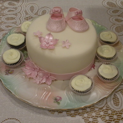 Baby Booties Cake