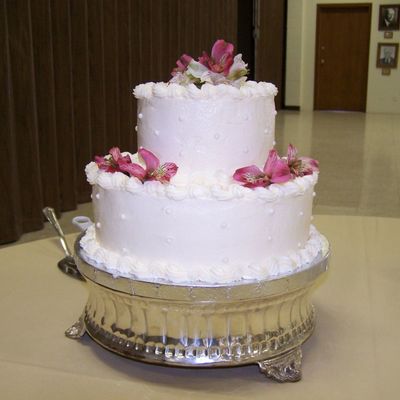 Ivory Wedding Cake
