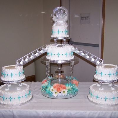 Wedding Cake With Fountain And Staircase