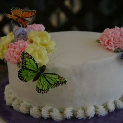 Butterfly Cake With Flowers