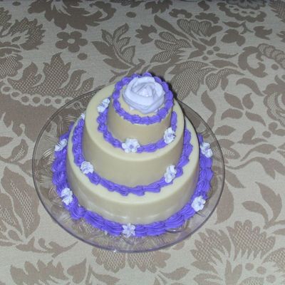 3 Tier White Chocolate Mini Cake