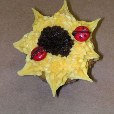 Sunflower Cupcake