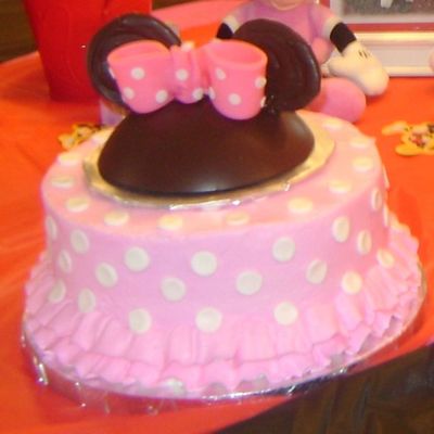 Minnie Cake