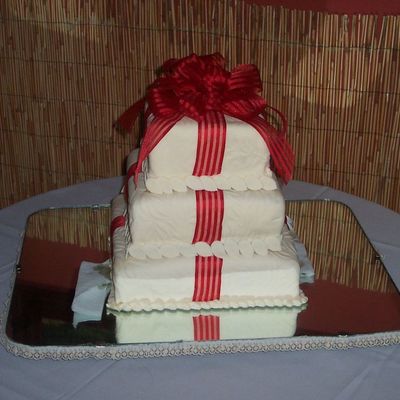 White And Red Wedding Cake
