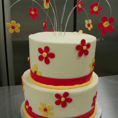 Daisy Wedding Cake