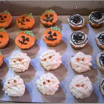 My Son, Joey, And I Made Some Halloween Cupcakes For His Class