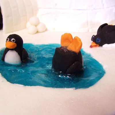 Penguin Cake