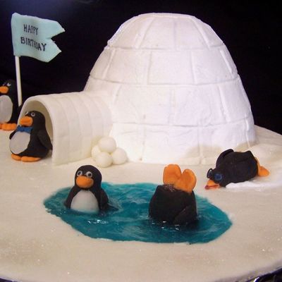 Penguin Cake