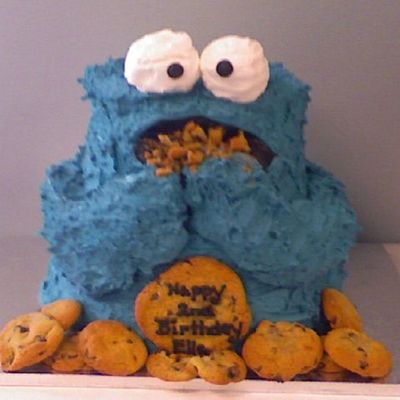 Cookie Monster Cake