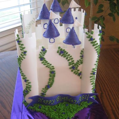 Daughter 6Th Birthday Castle Cake