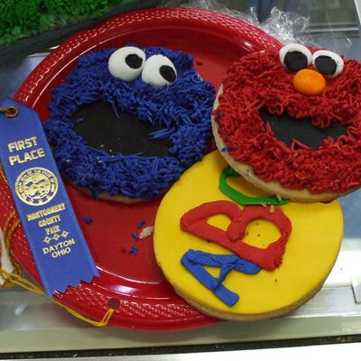 Elmo And Cookie Monster