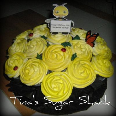 Bumble Bee Cupcake Bouquet