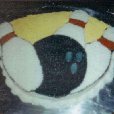 Bowling Ball & Pins Cake