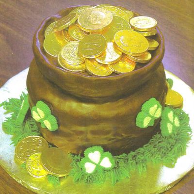 Pot O'gold Cake