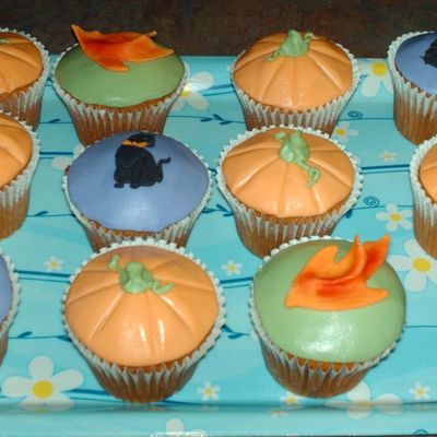 More Fall Cupcakes