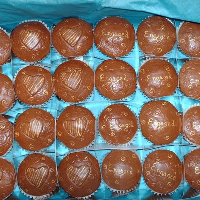 Cupcakes For Engagement Shower