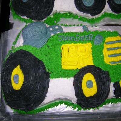 Tractor Cake