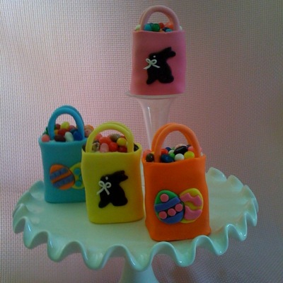 Small Easter Cakes