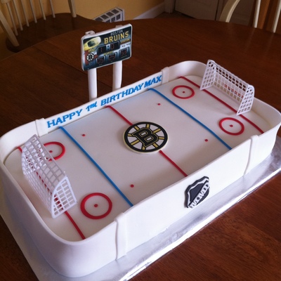 Bruins Cake