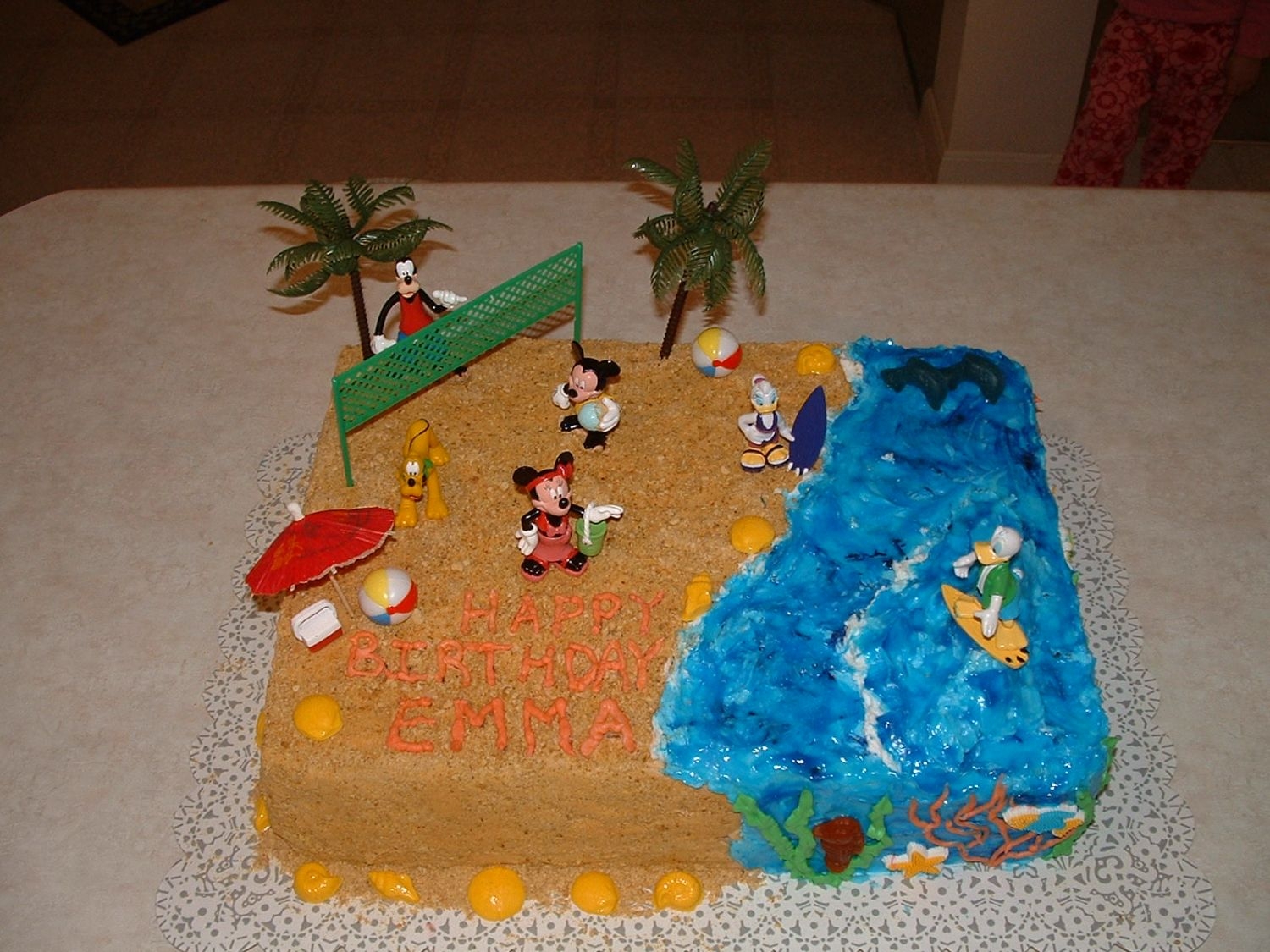 Mickey & Friends Beach Party Cake