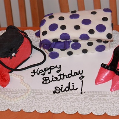 Purse And Shoebox Cake