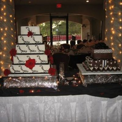 Scroll -Square Shaped Wedding Cake