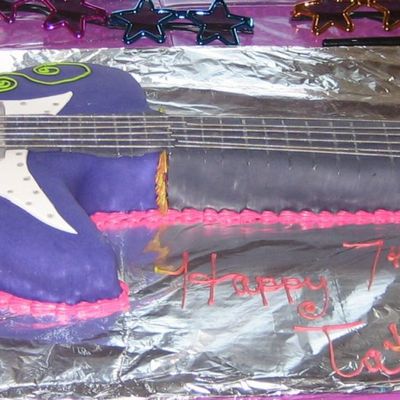 Electric Guitar Cake