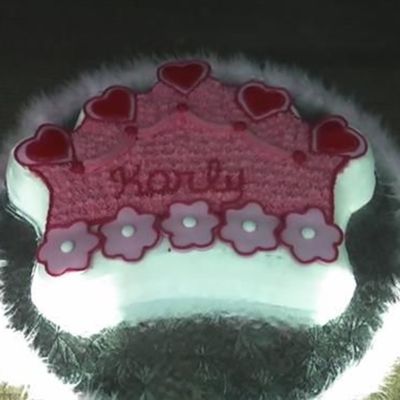 Tiara Cake