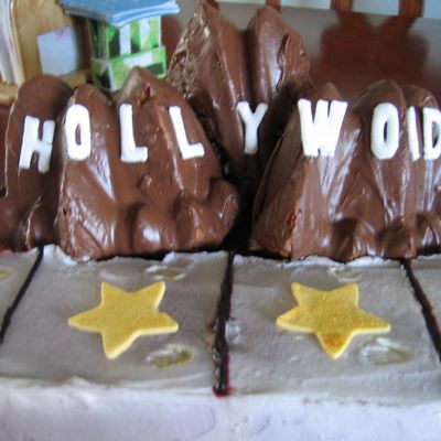 Hollywood Cake