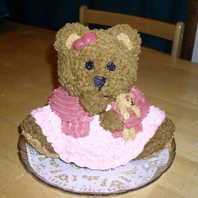 Carolynsteddybearcake001.jpg