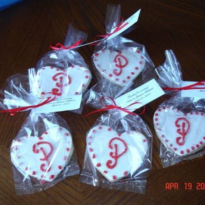 Monogrammed Wedding Cookies
