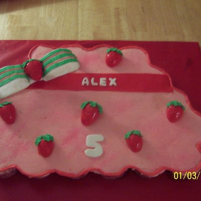 Strawberry Shortcake Cupcake Hat Cake