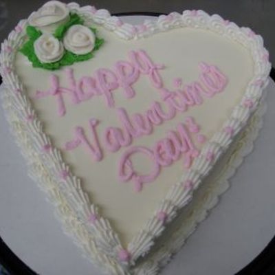 Heartvalentineicecreamcake3.jpg