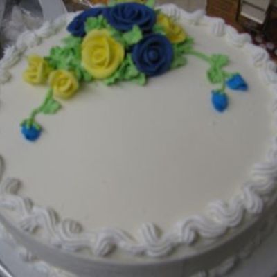 Roses Ice Cream Cake