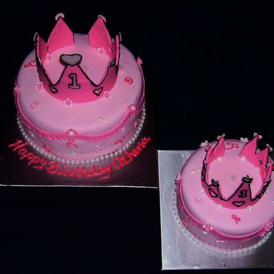 1St Birthday Cake & Smash Cake.