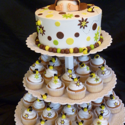 Lacy's "bum"ble Bee Baby Shower Cake