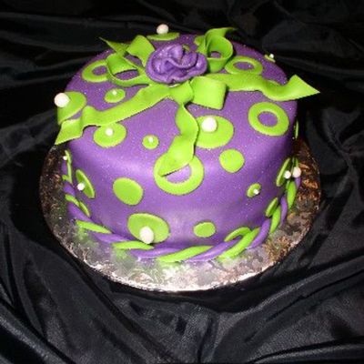 Ems_Graduation_Cake_001.jpg