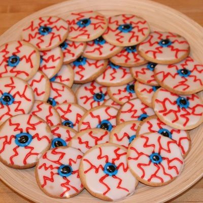 Halloween Eyeball Cookies
