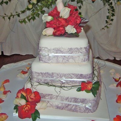 Contemporary Ivory & Lilac Wedding Cake