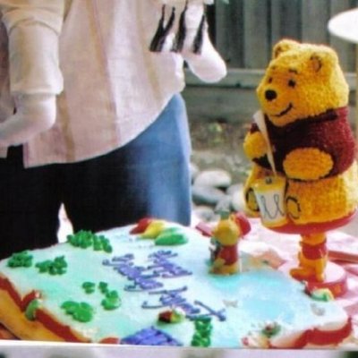 Pooh Cake