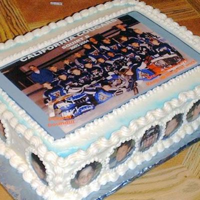 N. Ca. Hockey Team Cake