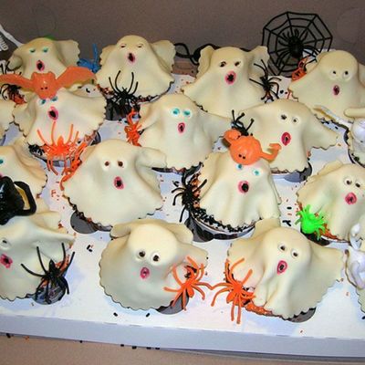 Ghost Cupcakes
