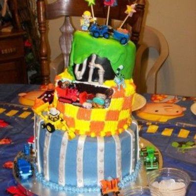 Bob The Builder Topsy Turvy Construction Cake