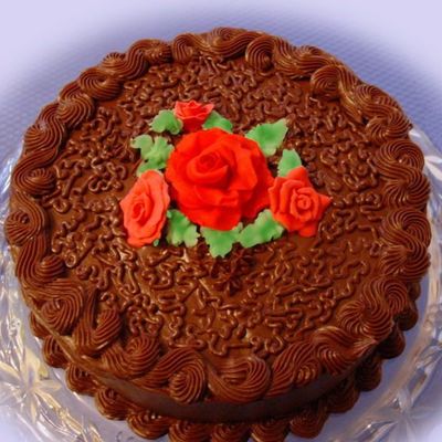 Chocolate With Red Roses