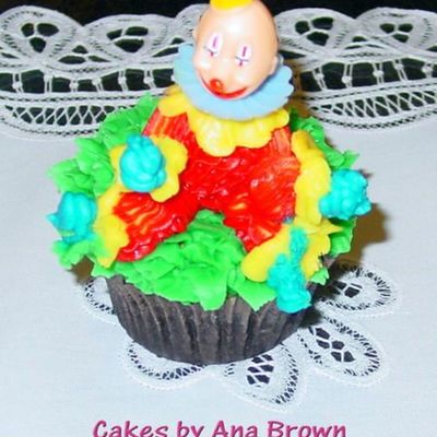 Playing With Cupcakes 3