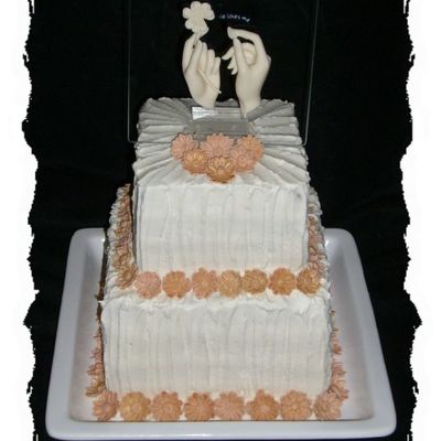 Square Daisy Grooms Cake