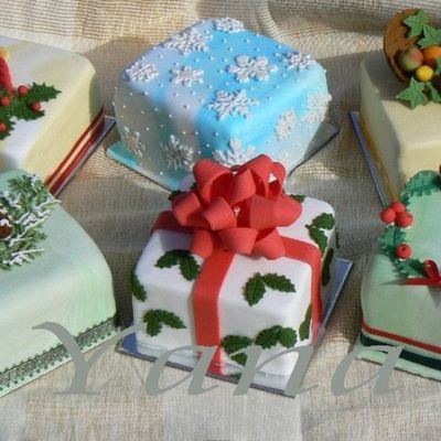 Miniture Xmas Cakes