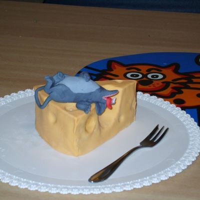 Chock Full Mouse On Cheese - Small Cake For My Darling