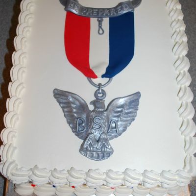 Fondant Eagle Scout Medal Cake
